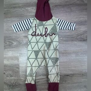 Rags to Raches Burgundy and Beige Geometric Bodysuit